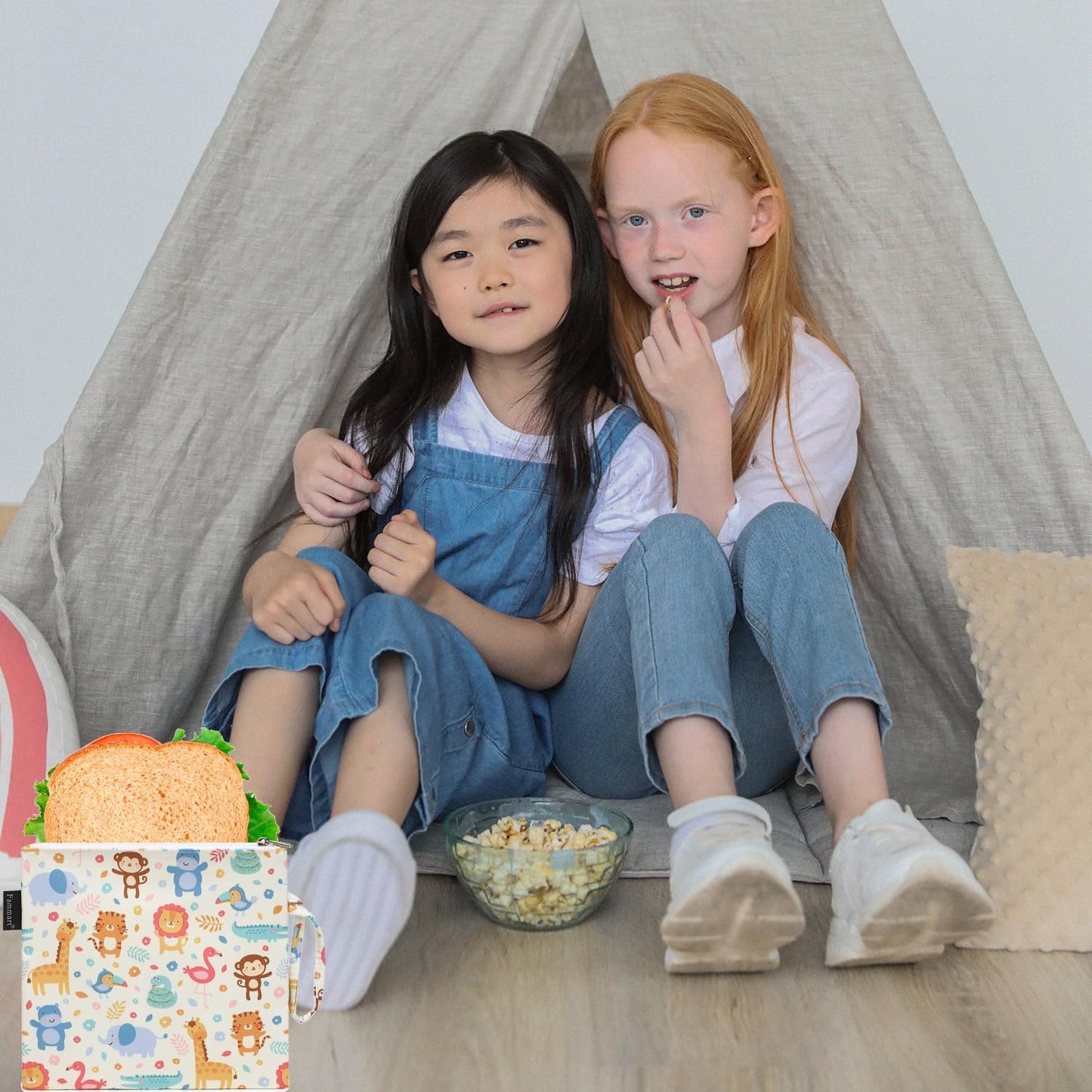 Reusable Sandwich Bag/Snack Bag for Kids & Adults, Dual Layer Lunch Bag with Handle, Washable, Food Safe, BPA Free (1-Pack, Zoo)