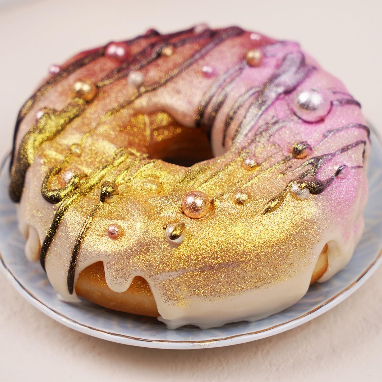 Dazzjoy Edible Christmas Red Pearl Sugar Sprinkles, Mix Size, 4.58oz, Red Sprinkles for Cupcake Decorating, Baking Cake Decorations, Wedding Party Valentines Easter Supplies