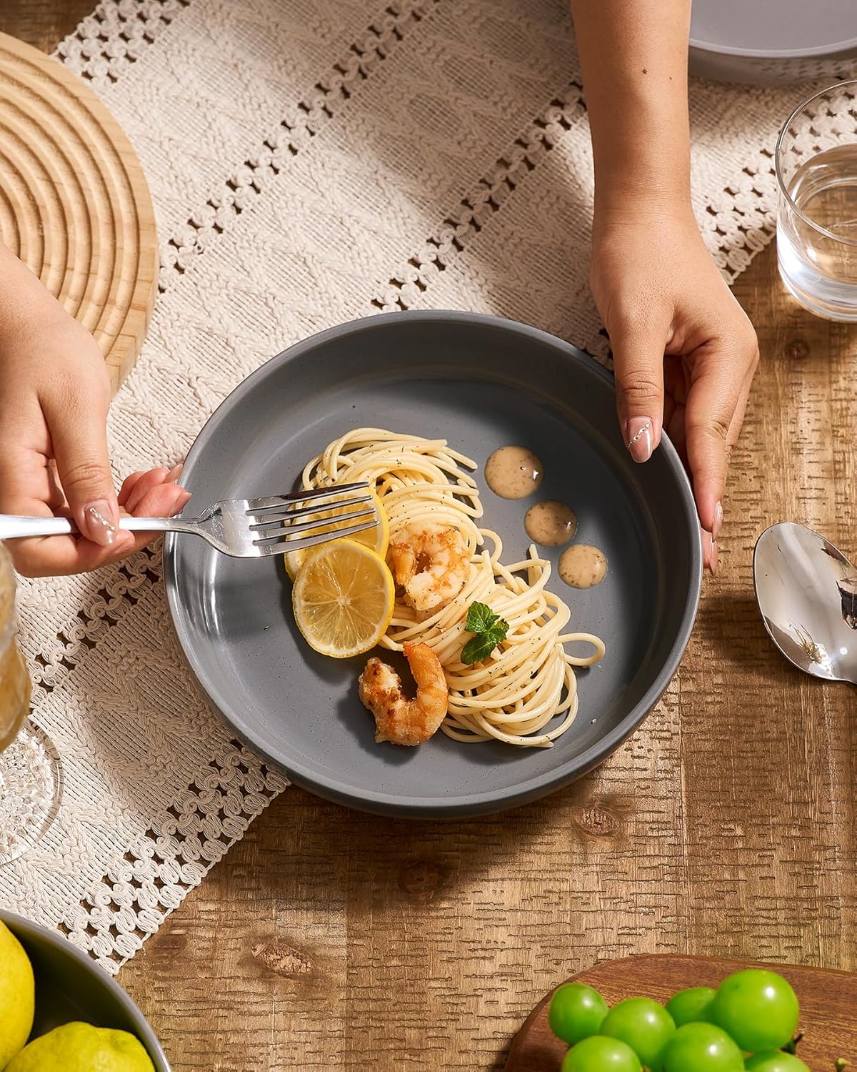 famiware Milkyway 33 oz Bowl Set, Pasta Bowls Set of 4, Salad Bowls Perfect for Your Friend for Housewarming, Thanksgiving, Christmas, Dark Gray