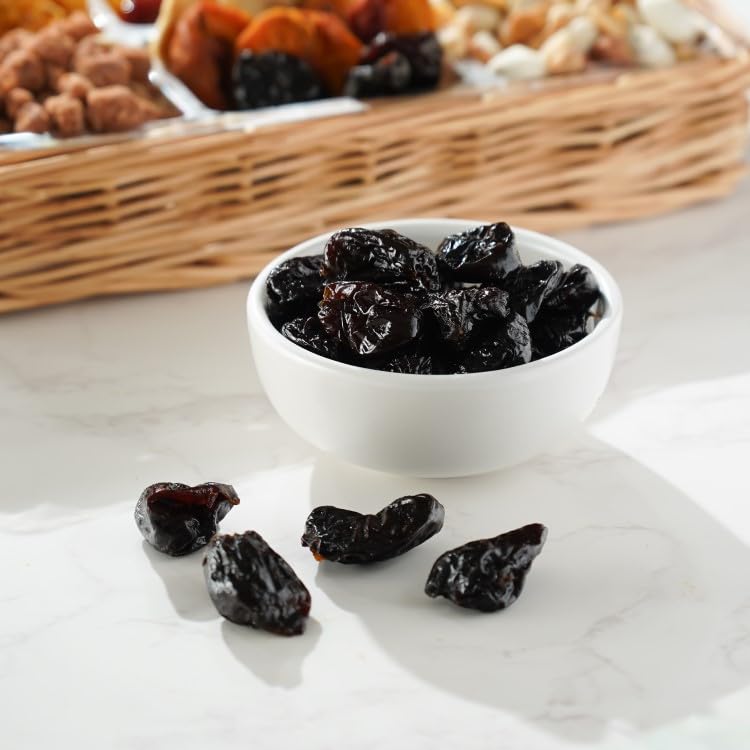 Broadway Basketeers Executive Collection Dried Fruit Gift Tray