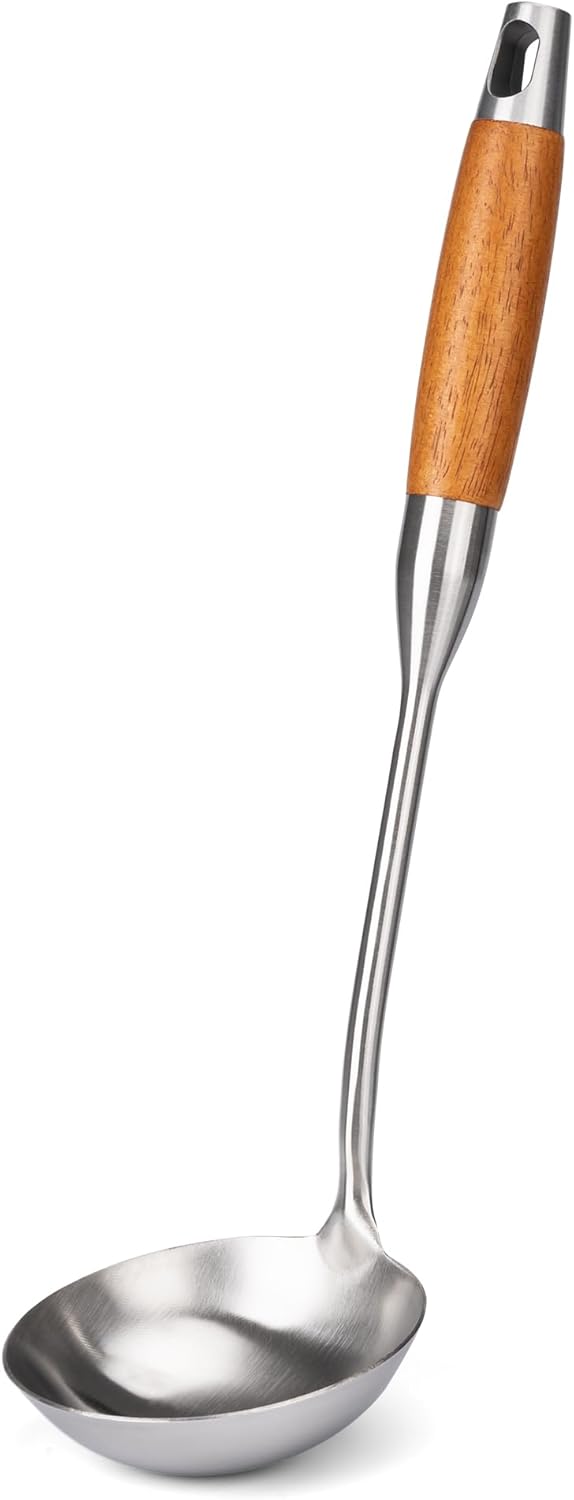 FJNATINH Soup Ladle, Stainless Steel Ladle with Heat Resistant Wooden Handle, Food Grade Metal Cooking Soup Spoon Kitchen Tools, Easy to Clean