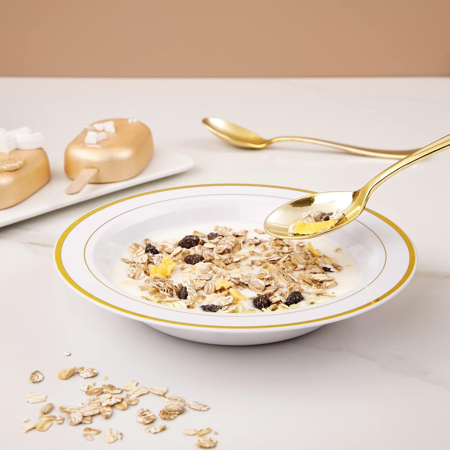 Liacere 200 Pack Gold Plastic Spoons - 6.7 inch Heavy Duty Plastic Spoons - Heavyweight Gold Disposable Spoons for Parties & Weddings & Restaurants & New Year