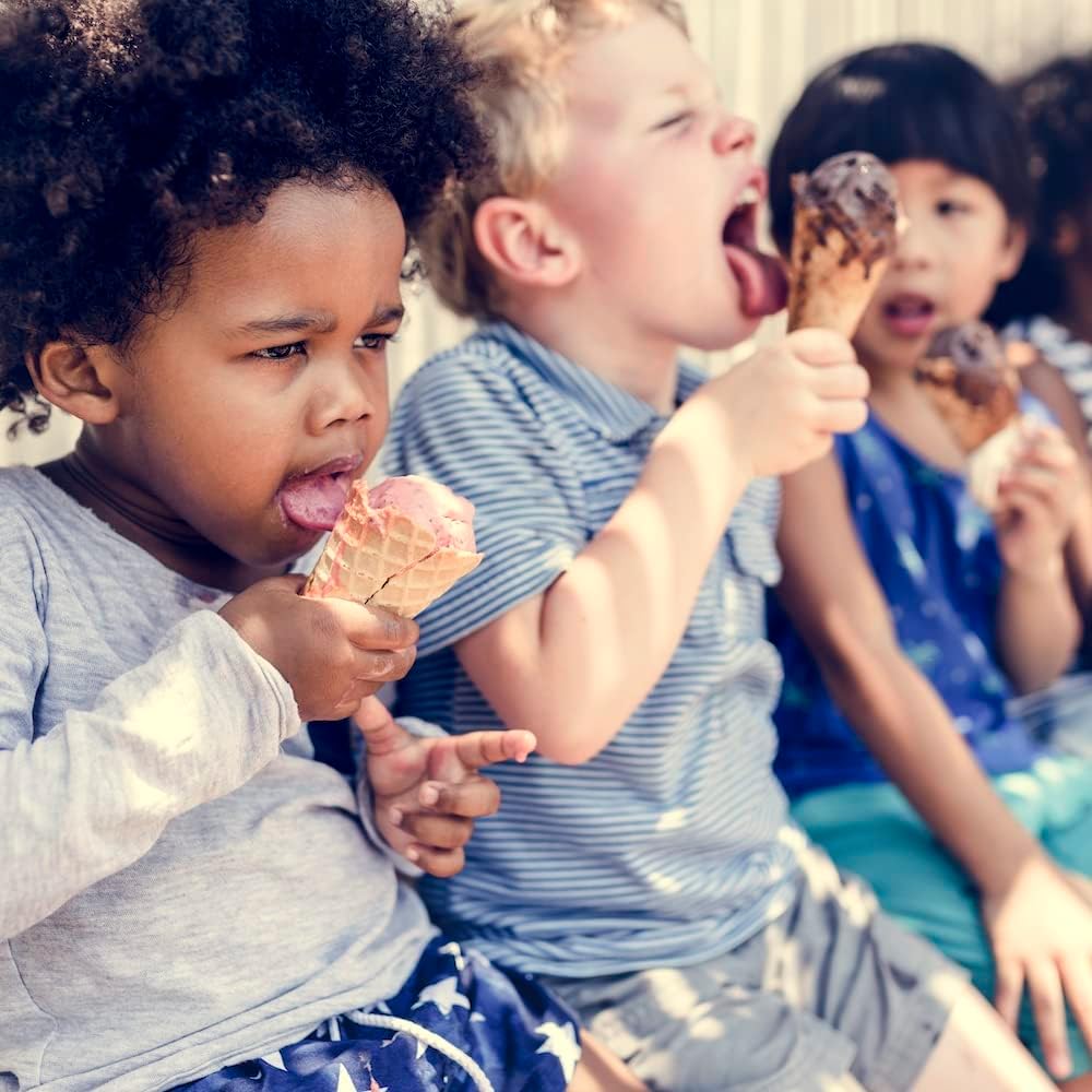 BALCI Ice Cream Scoop - Heavy Duty Stainless Steel Icecream Scooper With Non-Slip Rubber Grip - Professional Metal Ice-Cream Spade - Dishwasher Safe – Green