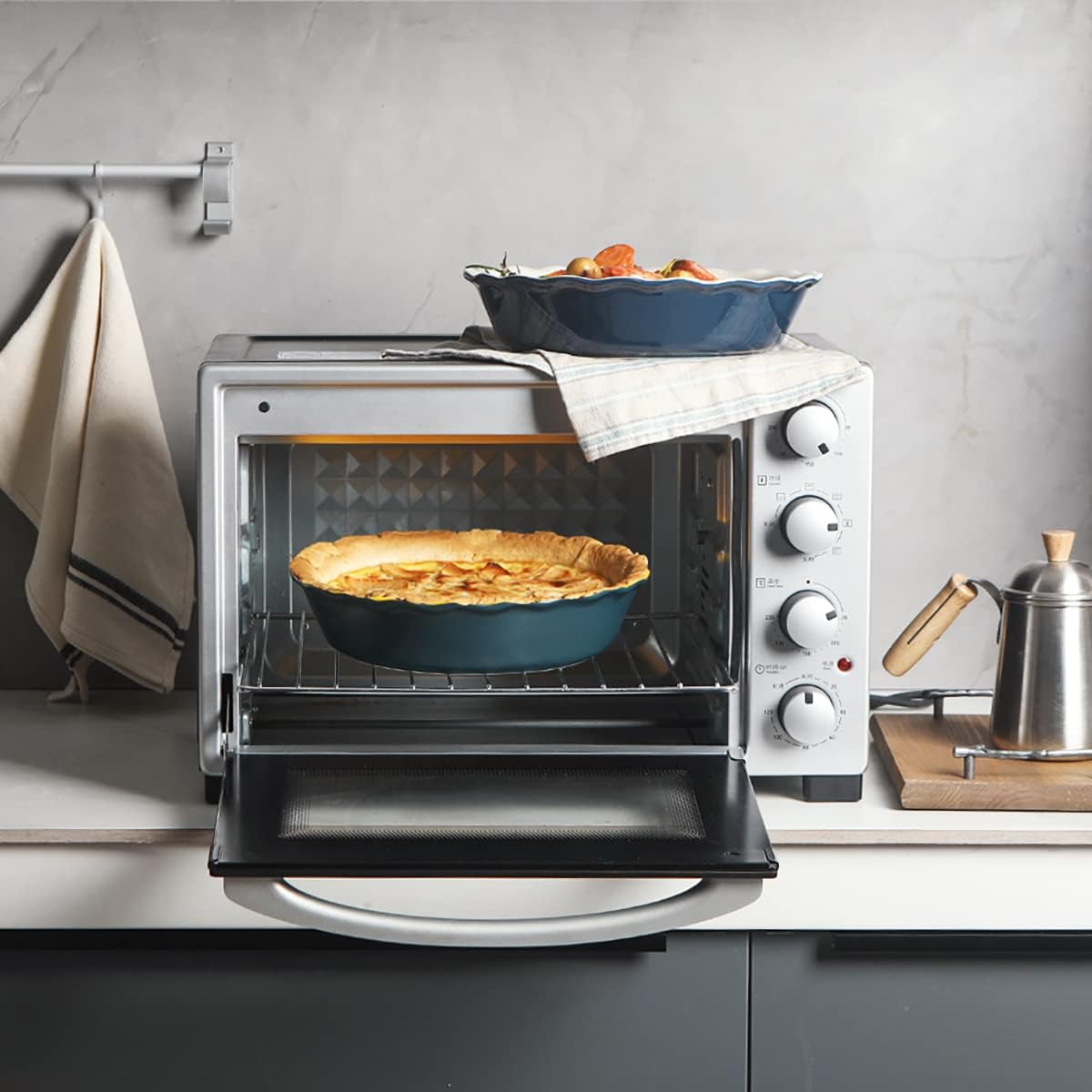 Sweejar Ceramic Pie Pan, 10 Inch Round Baking Dish, Non-Stick with Soft Wave Edge for Apple, Pumpkin, Pot Pies (Blue&Yellow)