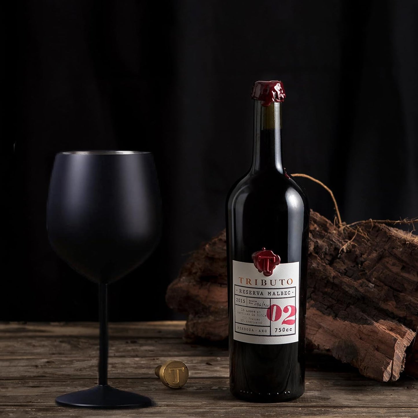 Stainless Steel Wine Glasses Set of 2, 18 oz Unbreakable Black Wine Glass Unique Metal Wine Goblets for Outdoor Capming and Pool Gift for Wine Lovers