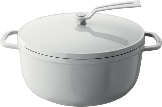 Vermicular Oven Pot 2.0 | Lightweight Enameled Cast Iron Pot | 26cm (5.9 Qt) | Non-Toxic | Induction-compatible | Dutch Oven | Made in Japan | Sea Salt White