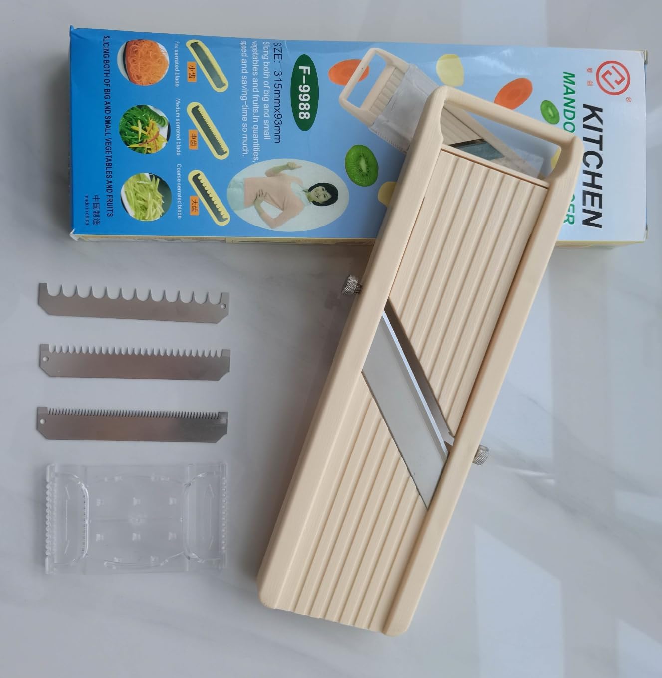 Handheld Mandoline - Japanese Style Slicer for Vegetables, Cabbage, Cucumber & Carrots
