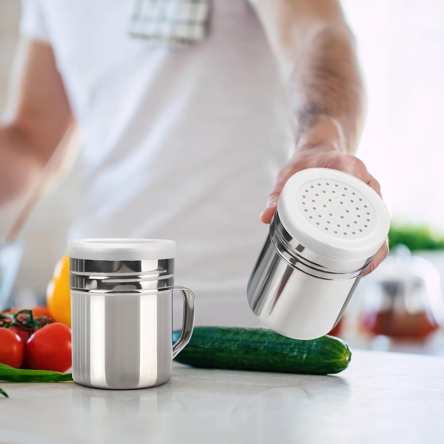 Accmor 2pcs Stainless Steel Dredge, Salt Pepper Dredge Shakers with Handle, Seasonings Spice Shakers with Lid, 10 Ounce