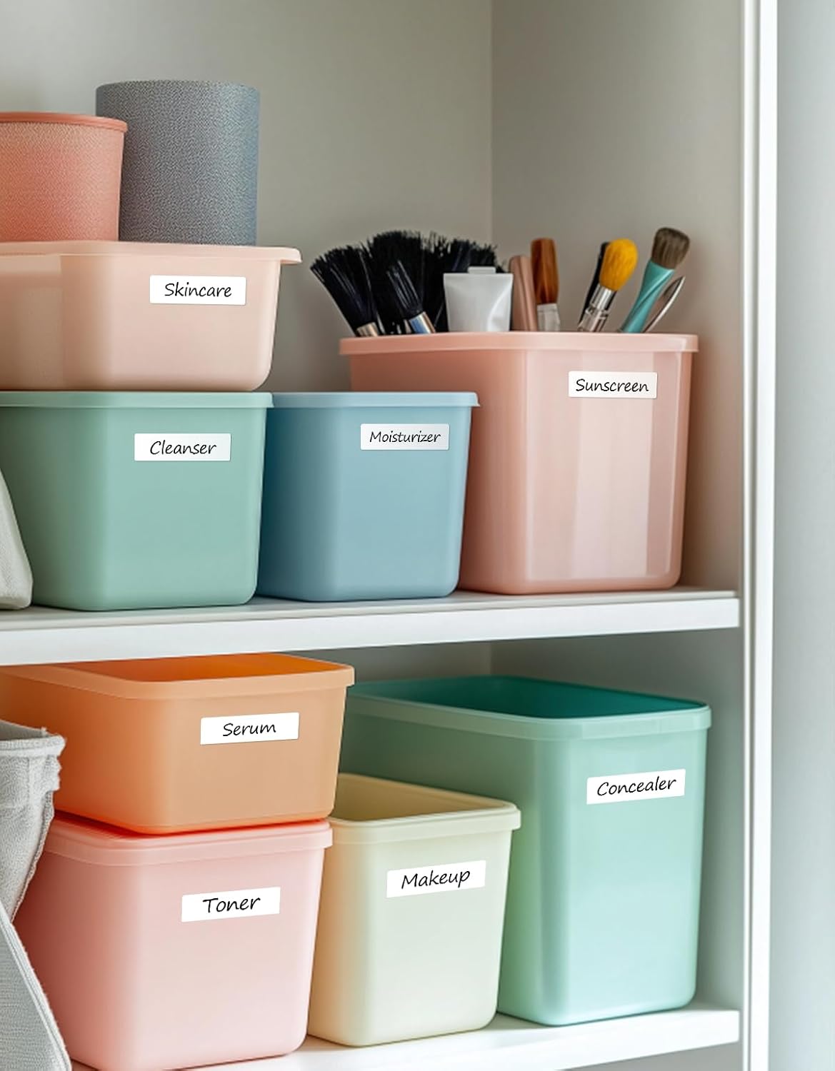 MUNBYN 3x1 Inch White Thermal Labels, Strong Adhesive, Thermal Sticker Labels for Price, Mailing, Name, 1000 Sheets/1 Roll