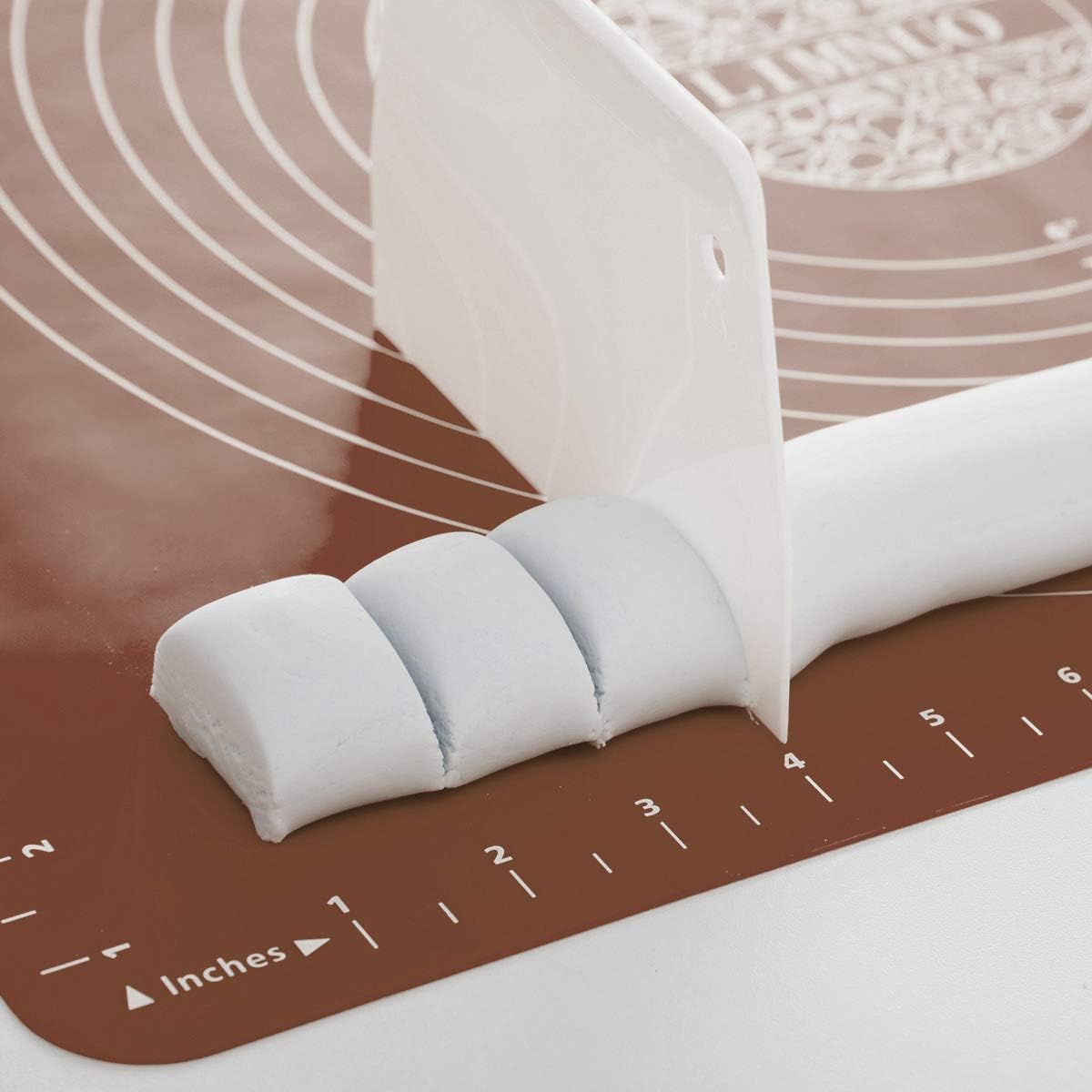 LIMNUO Silicone Baking Mat, Extra Thick Large Non Stick Pastry Mat Sheet for Dough Pie Crust Rolling Mats (Brown, M-16''(W)*20''(L))