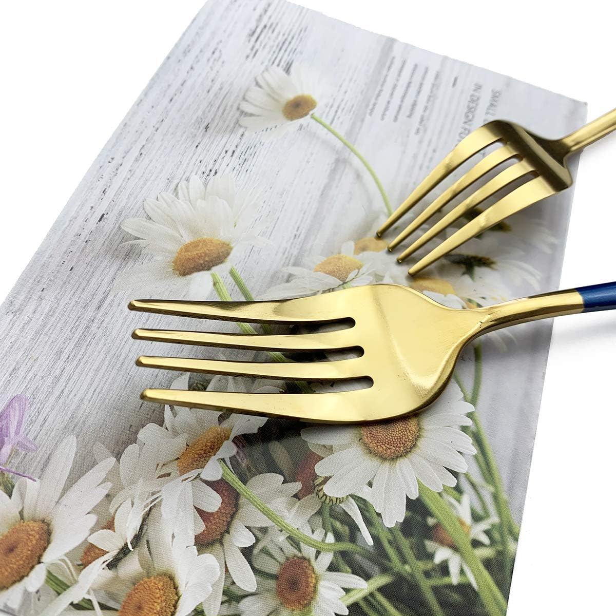 JASHII Blue Gold Silverware Set, 20-Piece Stainless Steel Satin Finish Flatware, Kitchen Utensils, Mirror Polished Tableware Cutlery for Home and Restaurant, Dishwasher Safe