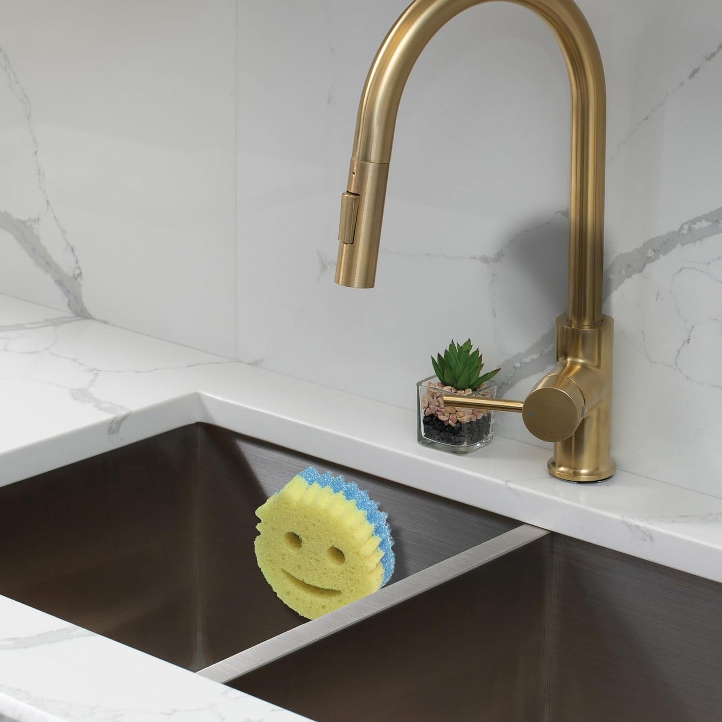 Sponge Daddy Caddy by Storage Theory – Sponge Mommy & Daddy Kitchen Sink Organizer, Universal, Simple Suction Cup Installation, Dishwasher Safe, Keep Sponges Dry, Odor-Free – White, 1 Pack