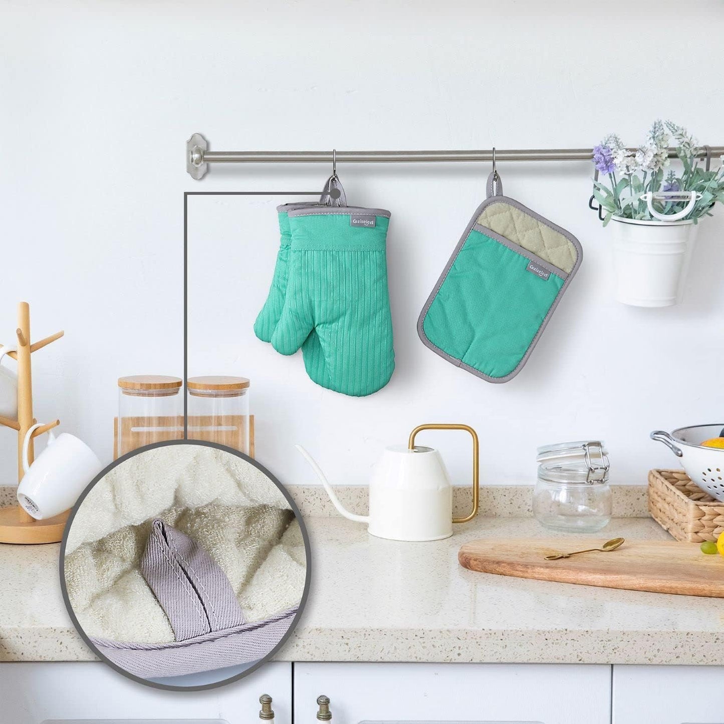 Oven Mitts and Pot Holders Set, 4-Piece Heat Resistant Kitchen Set with Pocket Style Hot Pads & Silicon Non-Slip, Quilted Insulated Oven Gloves for Baking, BBQ, Grilling (Assorted Colors)