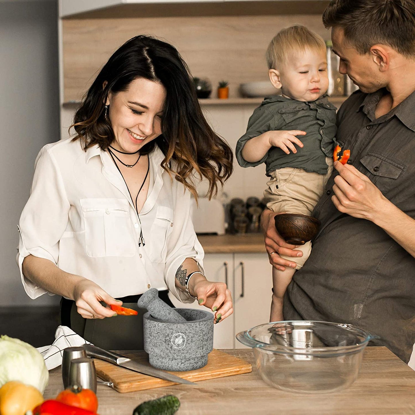 Laevo Mortar and Pestle Set (Large) - Stone Spice Grinder - Grinding Bowl and Pestle - Reversible Molcajete Mexicano - Large Mortar and Pestles Set for Guacamole, Spices - 2.1 Cup, Gray Granite