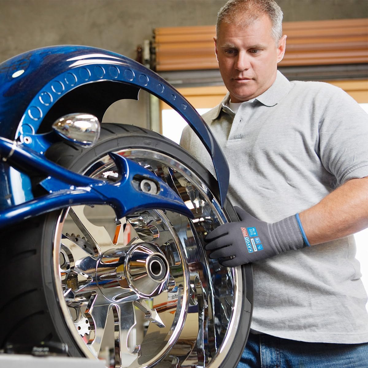 KAYGO Safety Work Gloves MicroFoam Nitrile Coated, 3 Pairs KG18NB,Seamless Knit Nylon Glove with full fingers Touchscreen, Ideal for Automotive,Warehouse,Construction (Gray, X-Large)