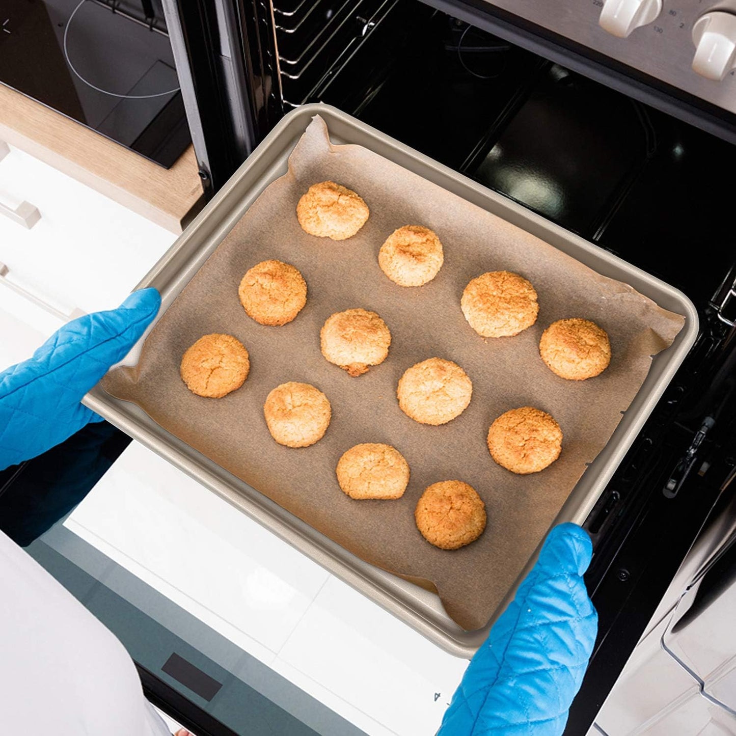 Toaster Oven Pans Set of 2, Shinsin 11-Inch Nonstick Baking Sheet Pans and Trays, 1/8 Thicker Replacement Small Baking Tray Accessories for Cookie, Non Toxic and Easy Clean and Diswasher Safe, Gold