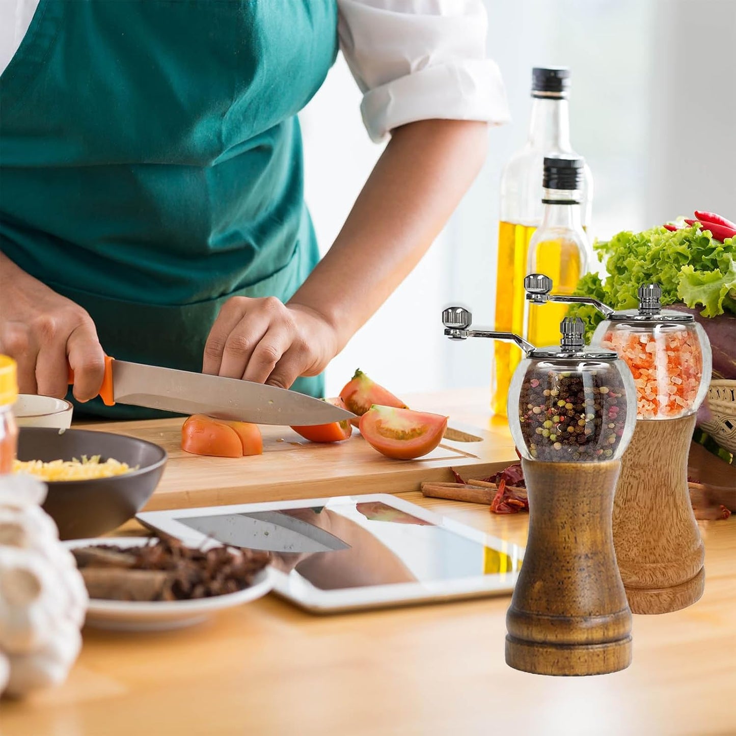 Salt and Pepper Mill Manual Pepper Grinder Set, Classical Hand Shake Wooden Pepper Mills Set Ceramic Core Grinding Metal Handle, 6in Two tone combination set Enjoy Fresh Ground Pepper Sea Salt