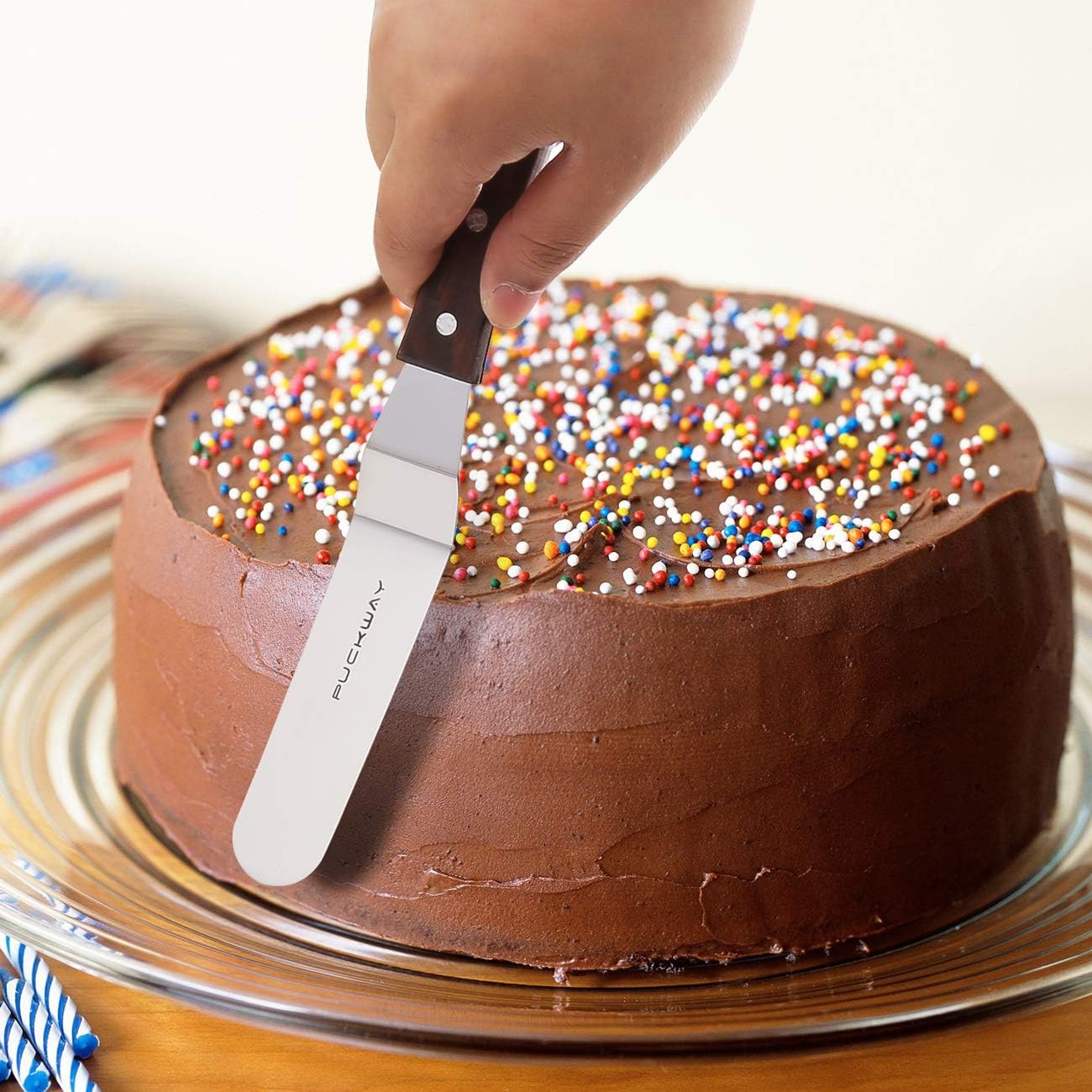 4 PCS Cake Decorating Icing Spatula set with 4, 6, 8 & 10 Inch Stainless Steel Blade, Wood Handle Frosting Spatulas and Cake Stripping Tool