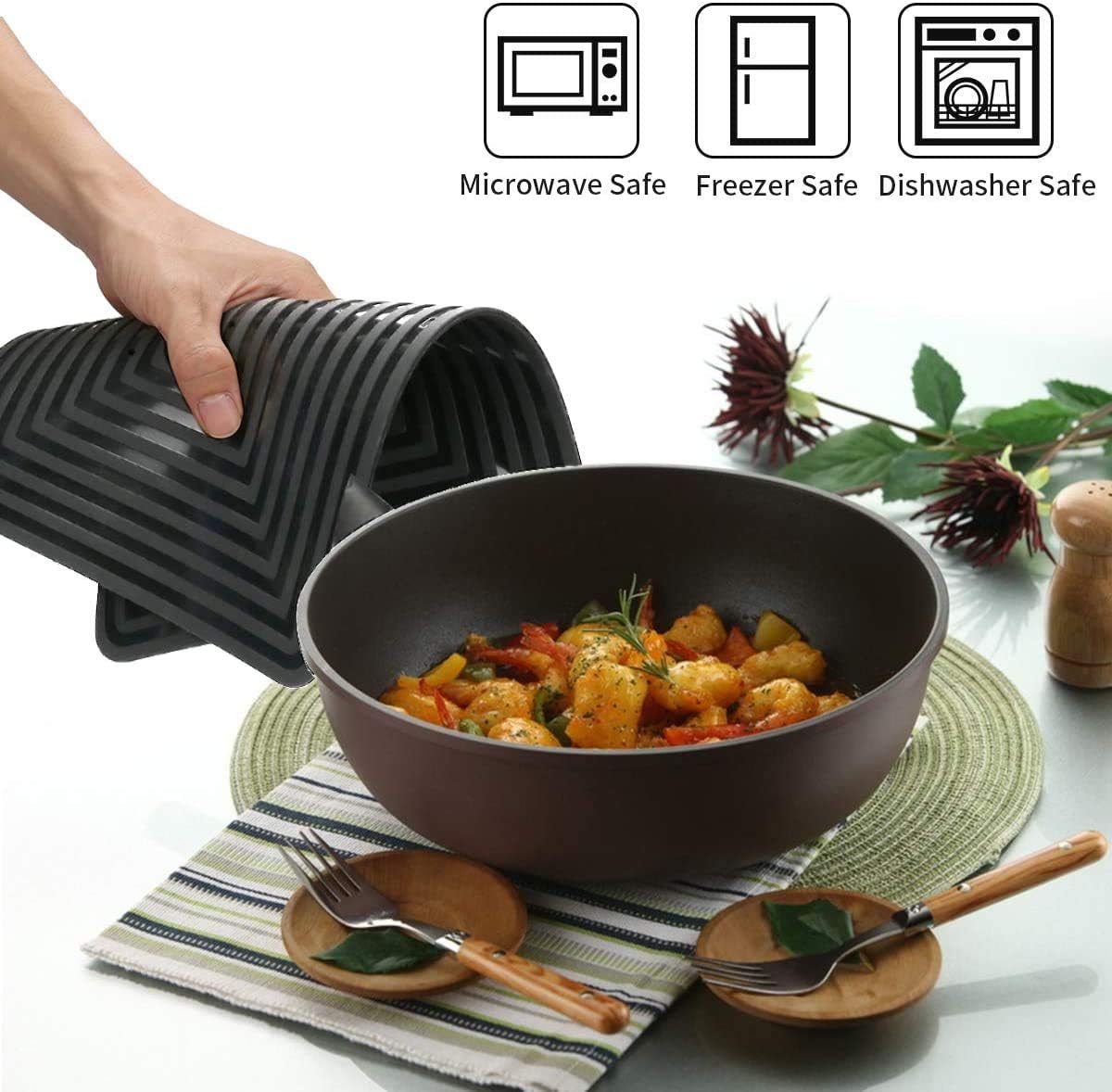 LogHog Large Silicone Trivet Mats for Hot Dishes/Pans, Heat Resistant Pot Holder, 9"x12" Non Slip Flexible Durable Pot Coaster Kitchen Table Mats Set of 2 (Black)