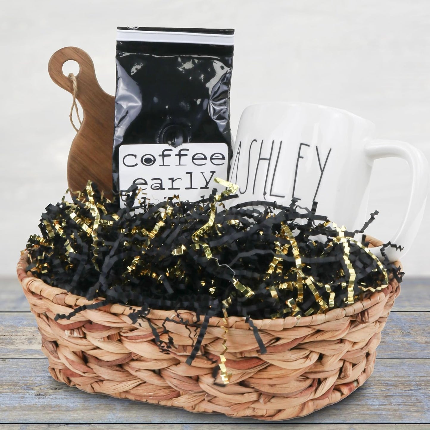 MagicWater Crinkle Cut Paper for Gift Baskets - 2LB - Black & Gold - Perfect for Shredded Paper Filler, Basket Filler, Gift Boxes, Bridesmaid Gifts, Halloween Stuffers & More – Ideal for All Occasions