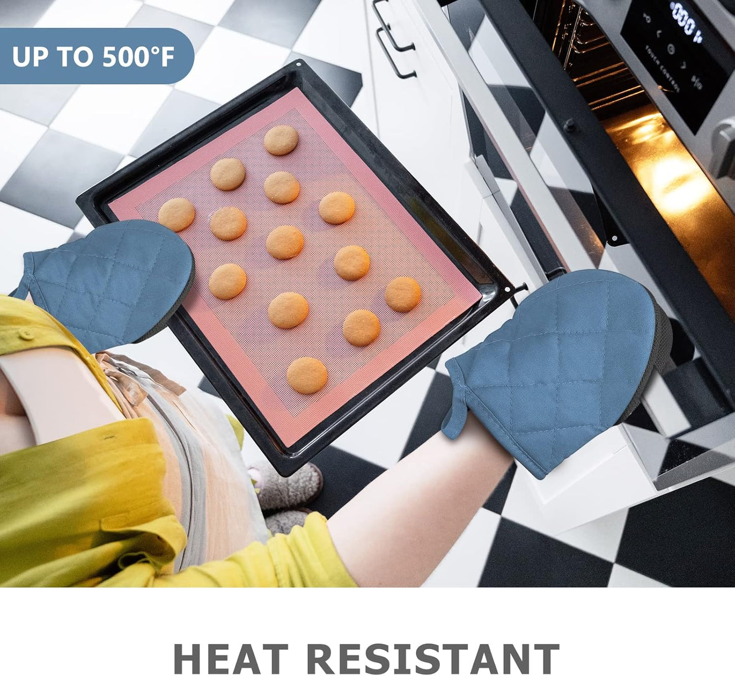 Qulable 1 Pair Short Oven Mitts - Silicone Kitchen Oven Gloves High Heat Resistant 500℉, Mini Oven Mits with Non-Slip Grip Surfaces and Hanging Loop for BBQ, Baking, Cooking and Grilling (Bule)