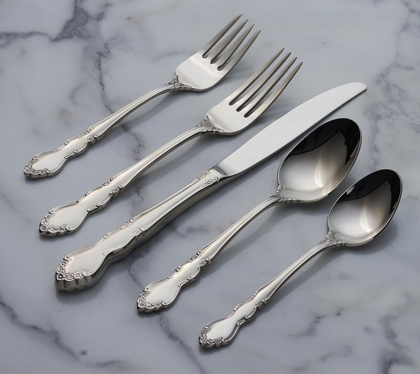 Oneida 2766020AL20 Dover 20-Piece Fine Flatware Set, Service For 4, Mirror Finish