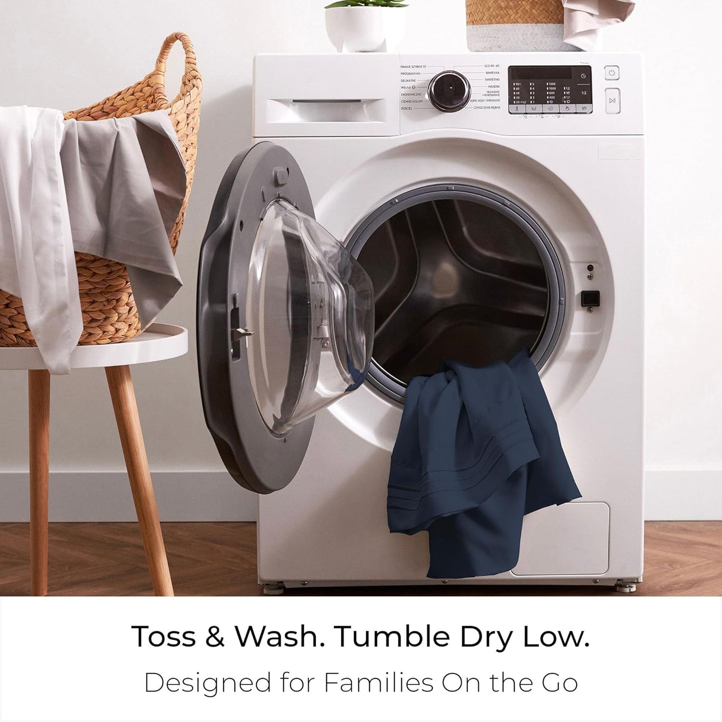 Mellanni California King Sheets Set - 4 PC Iconic Collection Bedding - Hotel Luxury, Extra Soft, Cooling Bed Sheets - Wrinkle, Fade, Stain Resistant (Cal King, Navy Blue)