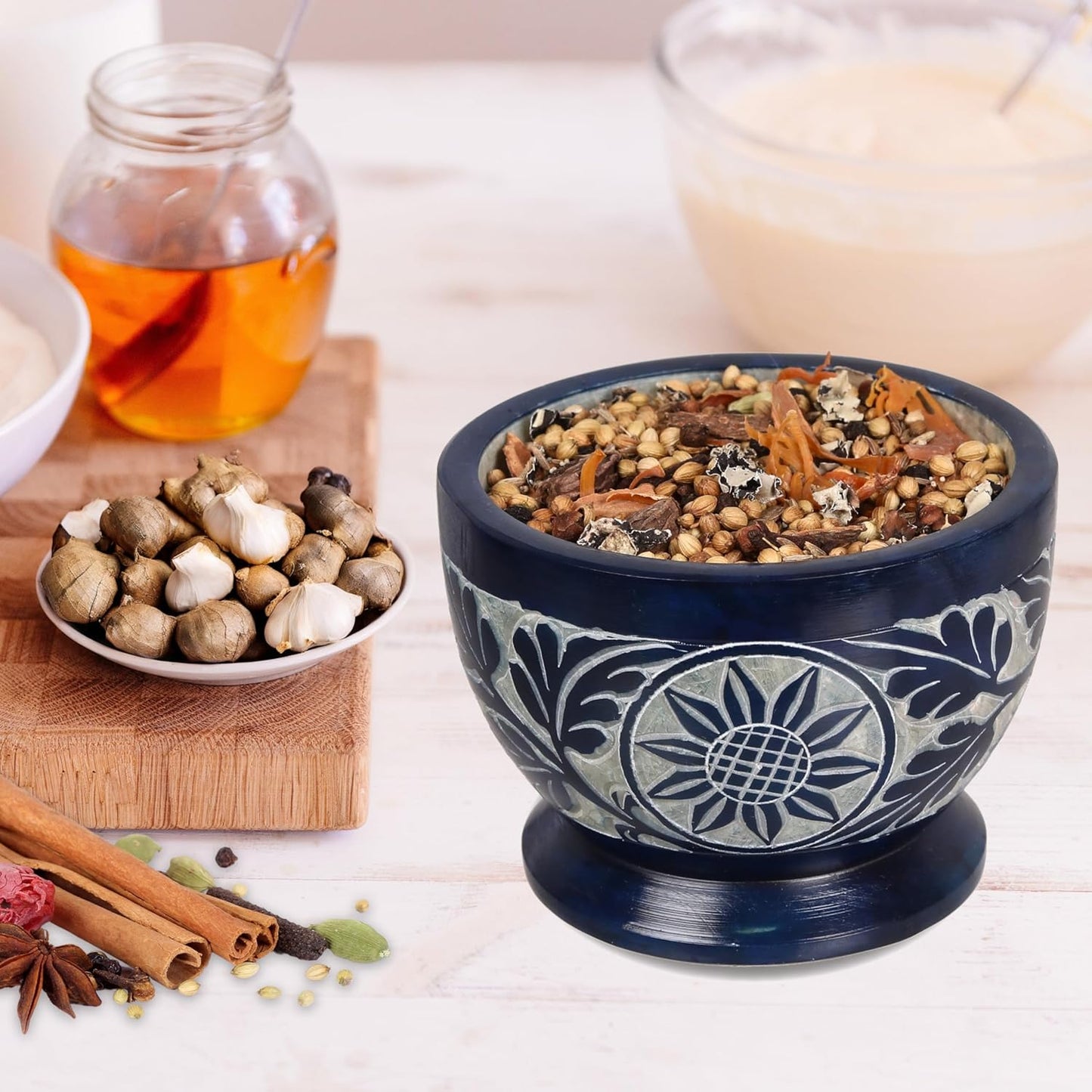 Mortar and Pestle, Made of Heavy Duty Polished Hard Stone, Natural Stone Grinder for Spices, Pastes, Herbs, Seasoning etc. (Blue)