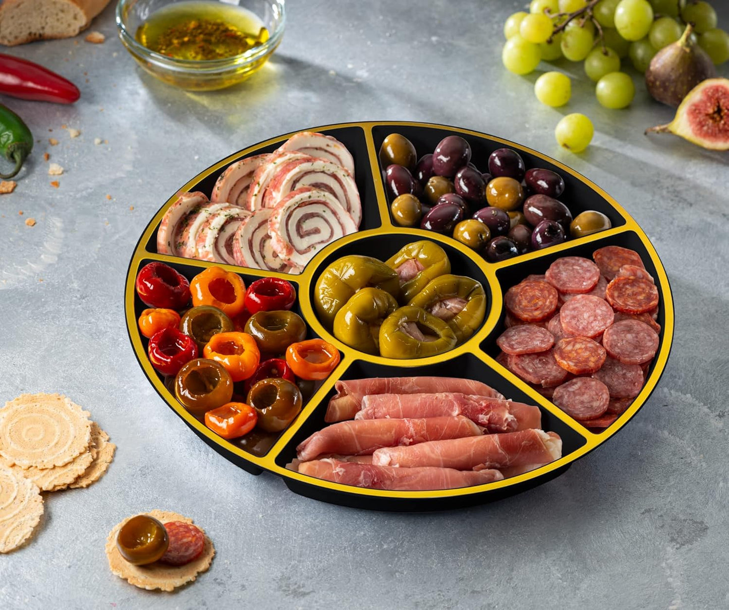 Plasticpro 6 Sectional Round Plastic Serving Tray/Platters Black & Gold Pack of 4