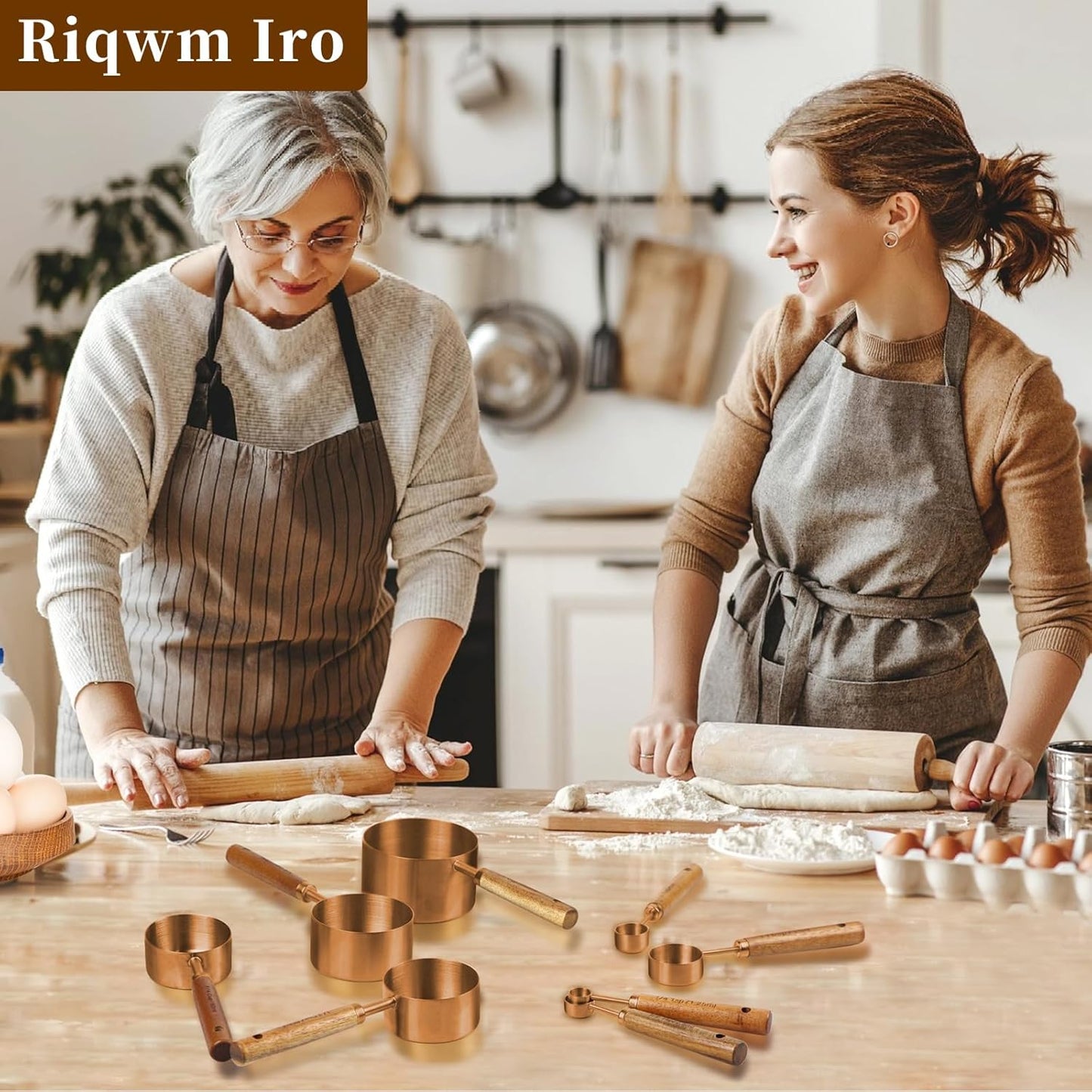 Copper Stainless Steel Measuring Cups and Spoons Set,8 Piece Measuring Cup Set with Wooden Handle and Metric and US Measurements，Copper Polished Finish，for Cooking and Baking in The Kitchen