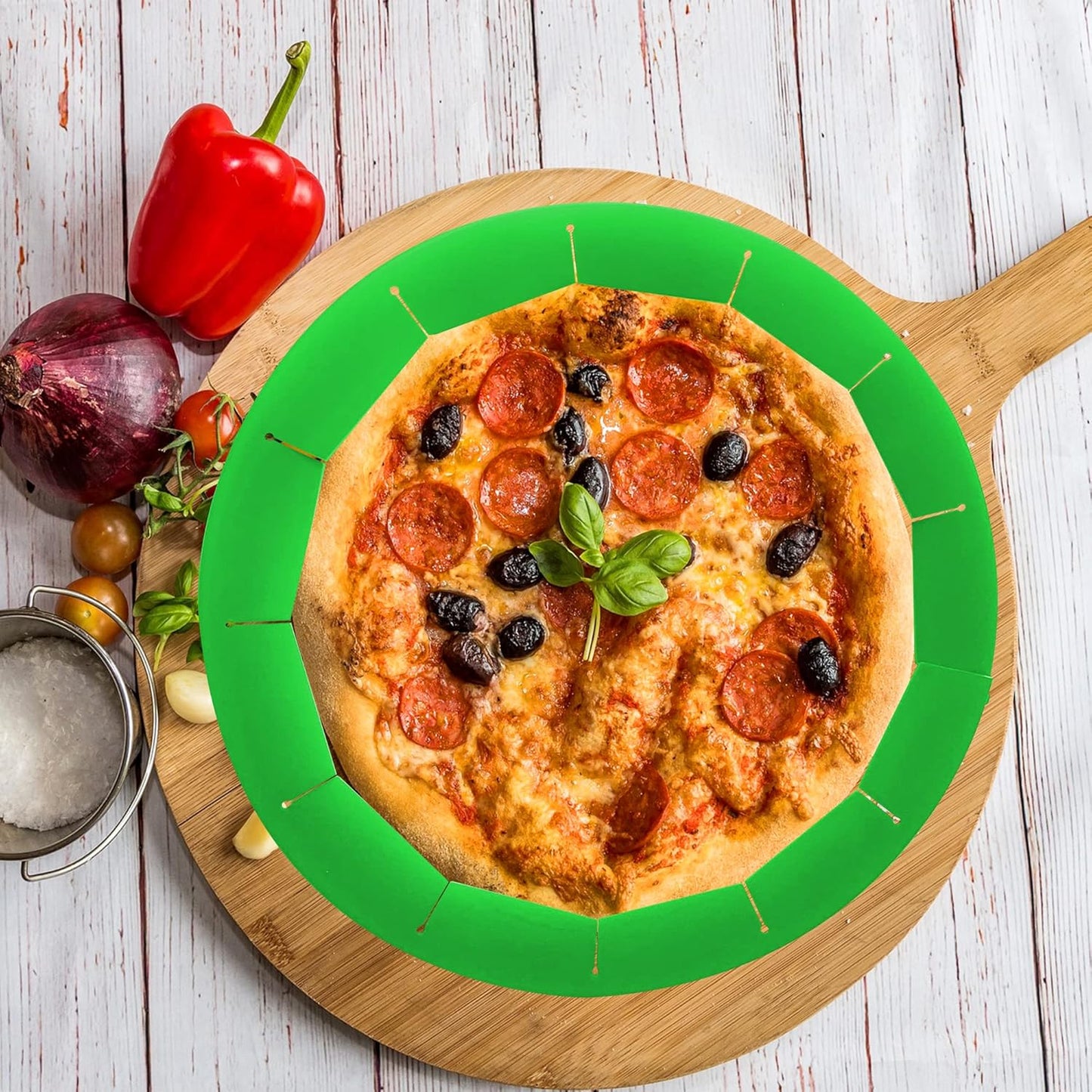 2 Pack Adjustable Silicone Pie Crust Shield, BPA-Free Protector Cover Kitchen Tool for Baking Pizza, Fit 8-10.7 Inch Pies - Dishwasher Safe (Green)